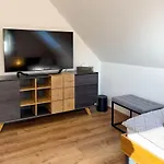 Apartment Ferienwohnung-karwe *